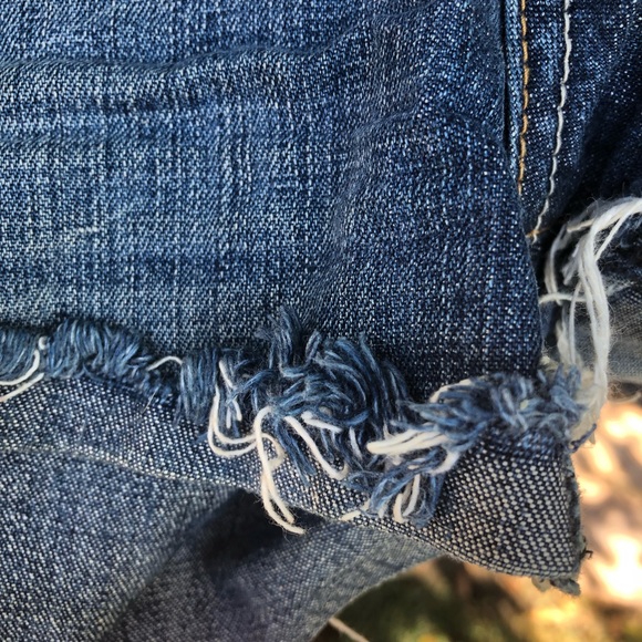 Guess shorts. Size 27 - Picture 4 of 5